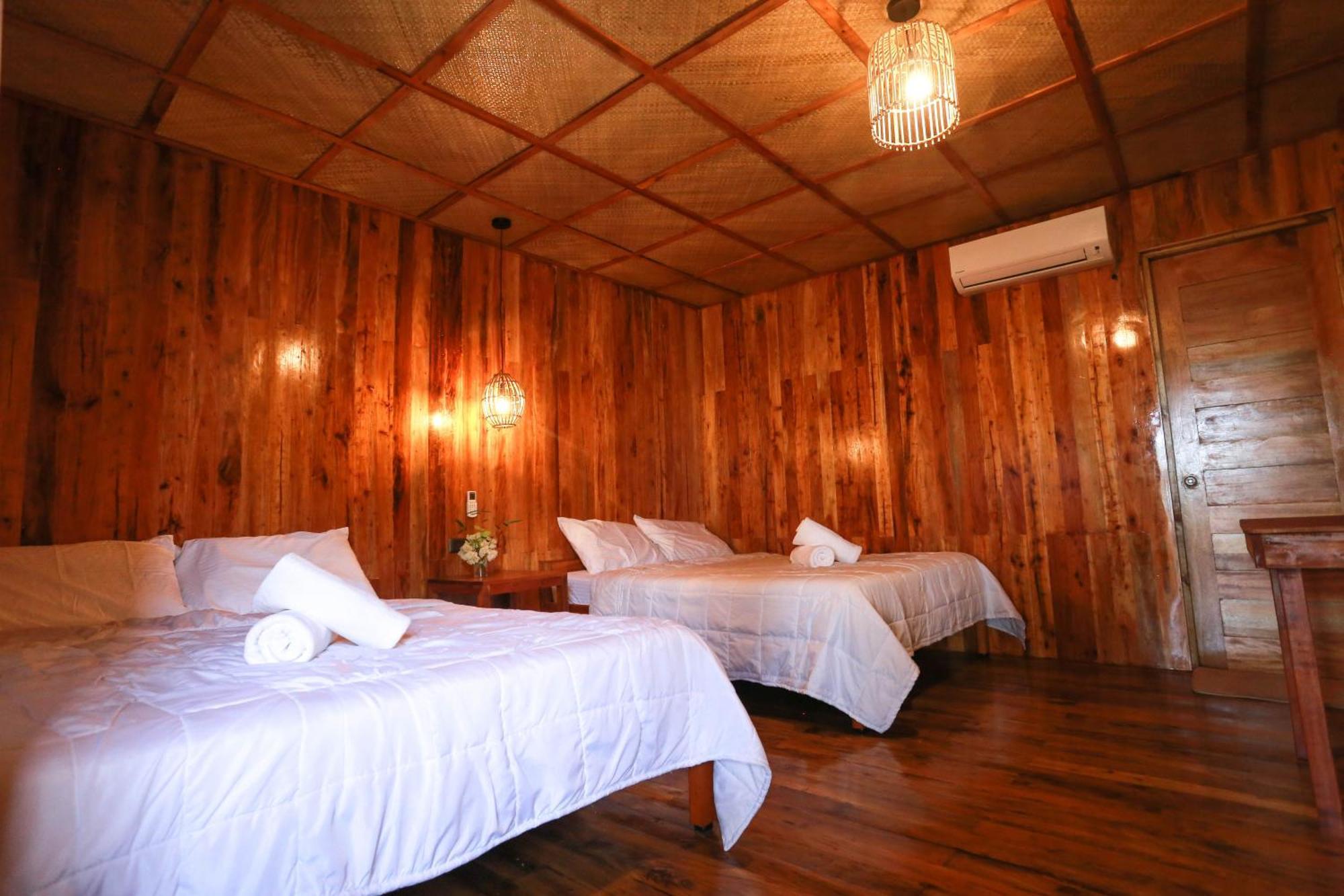 Marika Resort Badian Exterior photo