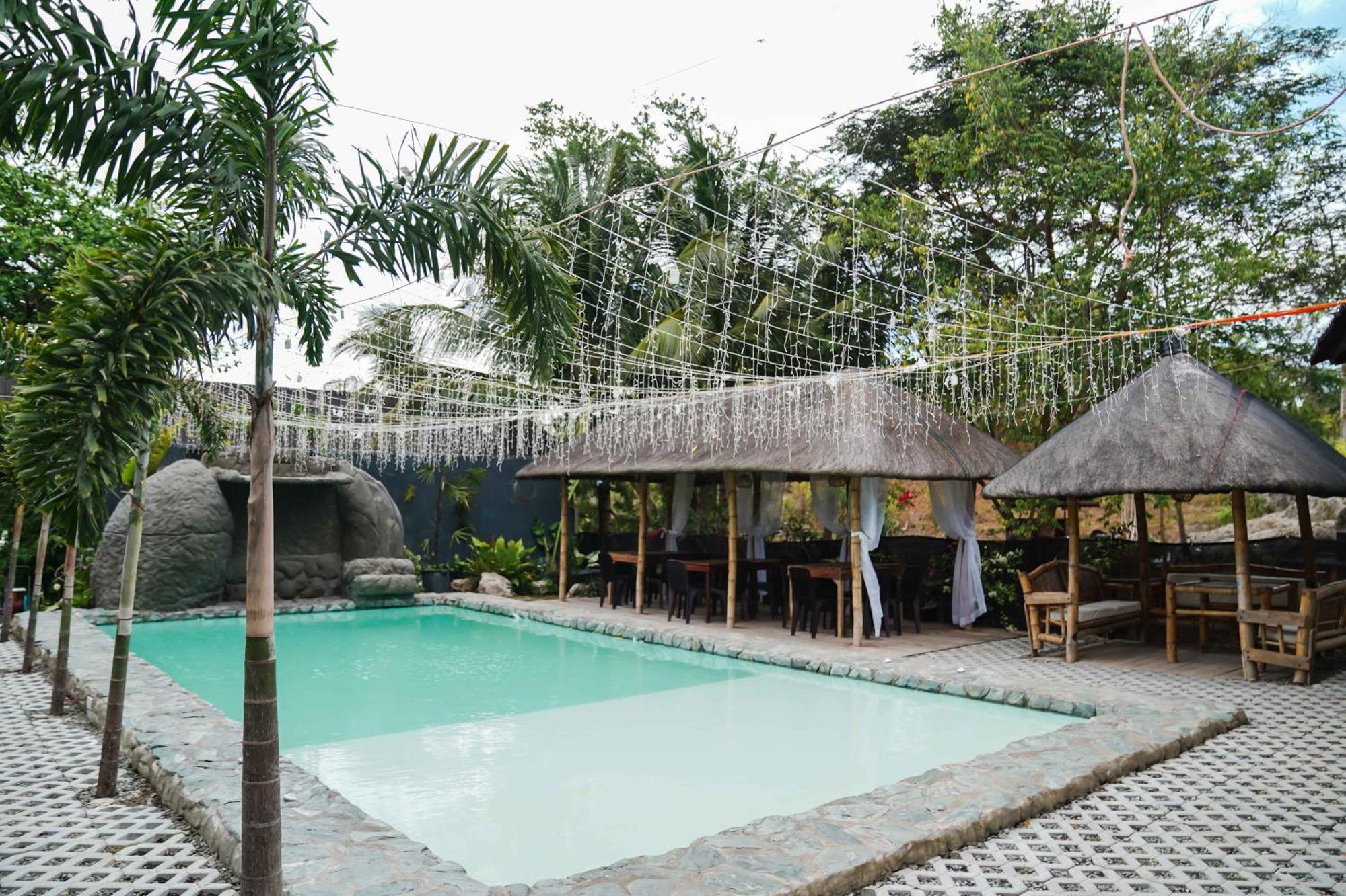 Marika Resort Badian Exterior photo