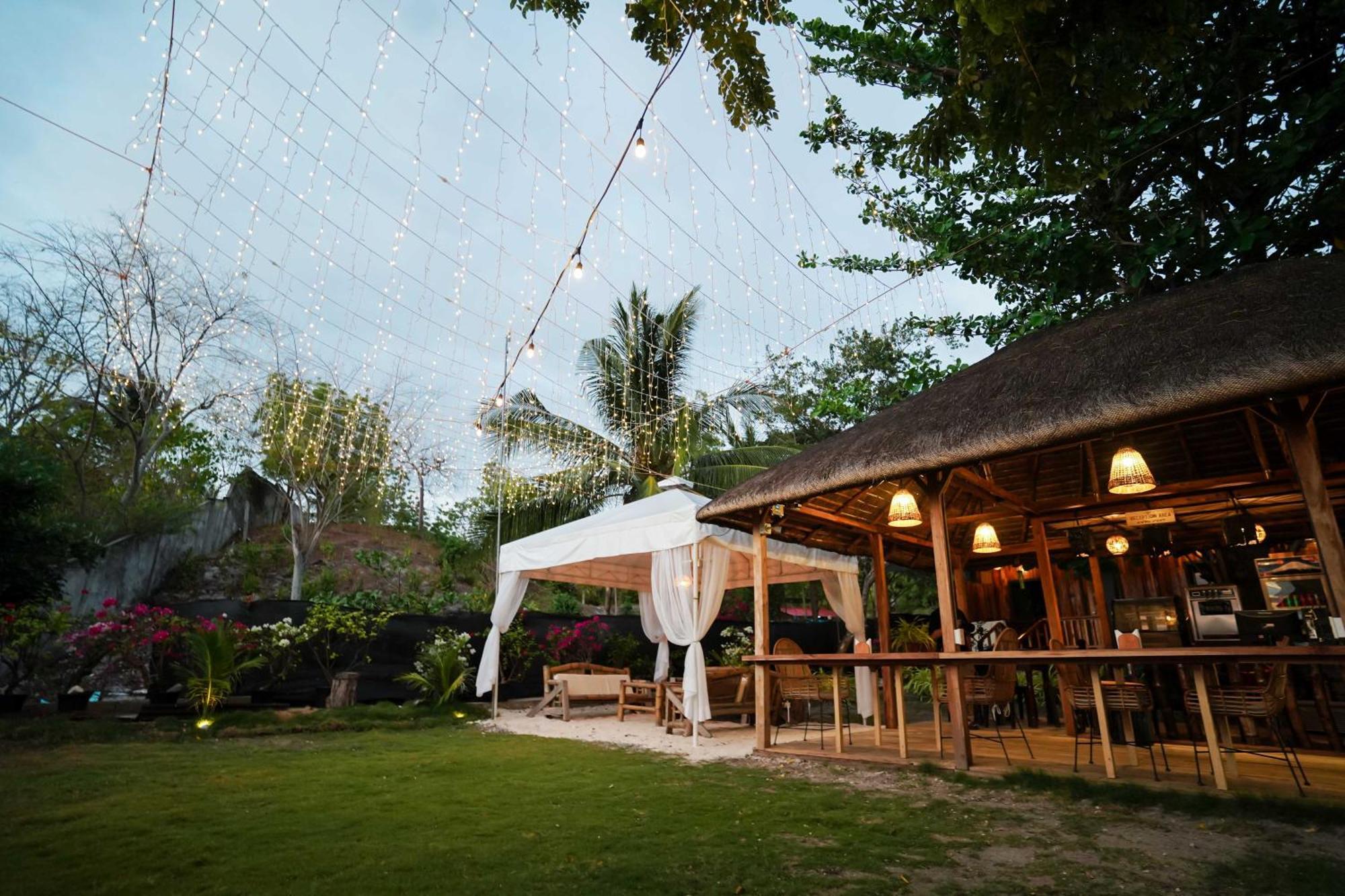 Marika Resort Badian Exterior photo